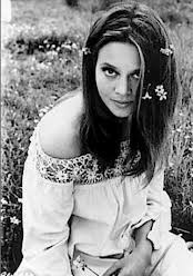 蕾·泰勒-杨 Leigh Taylor-Young