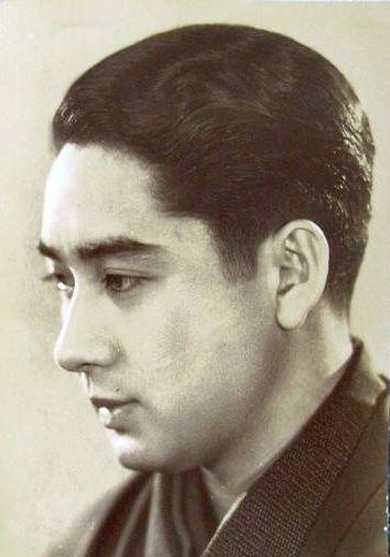 长谷川一夫 Kazuo Hasegawa