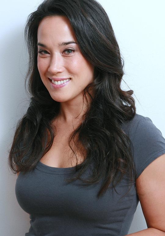 玛丽莲·迪恩-罗比齐 Mylène Dinh-Robic