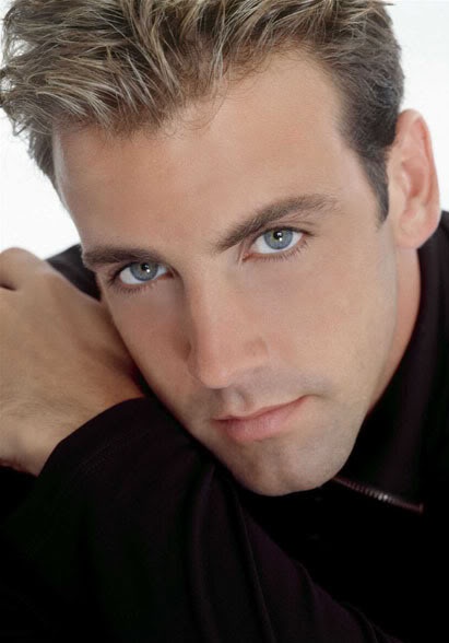 卡洛斯·庞丝 Carlos Ponce