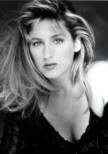 金米·罗伯特森 Kimmy Robertson