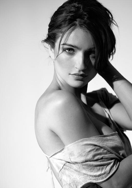 阿尼娅·布克斯坦 Ania Bukstein