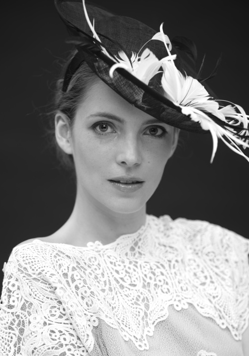 白露娜 Laura Weissbecker