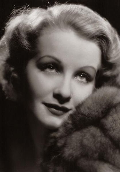 纱丽·玛莉莎 Sari Maritza