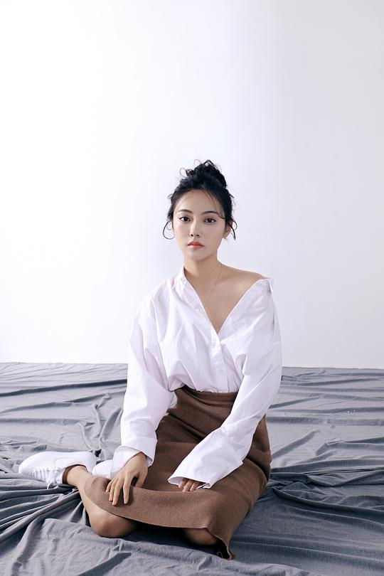 尹彤 Tong Yin