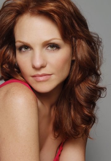 安妮·雷登 Anne Leighton