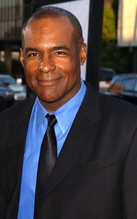 迈克尔·多恩 Michael Dorn