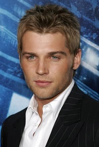 迈克·沃格尔 Mike Vogel
