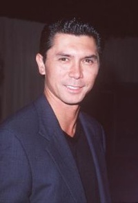 卢·戴蒙德·菲利普斯 Lou Diamond Phillips