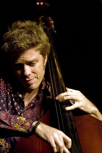 凯勒·伊斯特伍德 Kyle Eastwood
