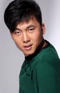 国玉峰 Guo Yufeng