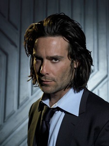 詹姆斯·卡利斯 James Callis