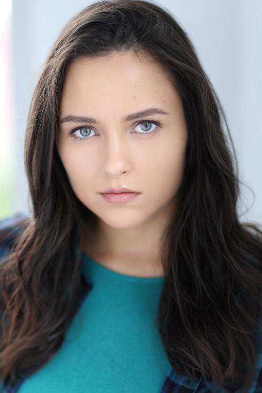 凯瑟琳·朗姆迪恩 Katherine Ramdeen