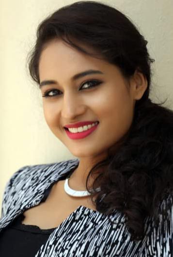 普嘉·拉玛钱德兰 Pooja Ramachandran