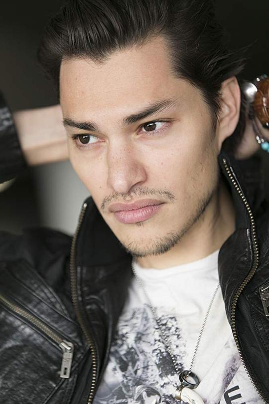 扎克·维拉 Zach Villa