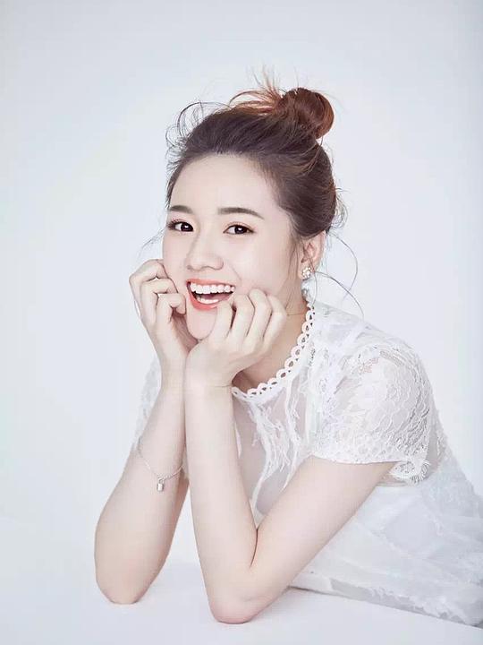 陈依琪 Yiqi Chen