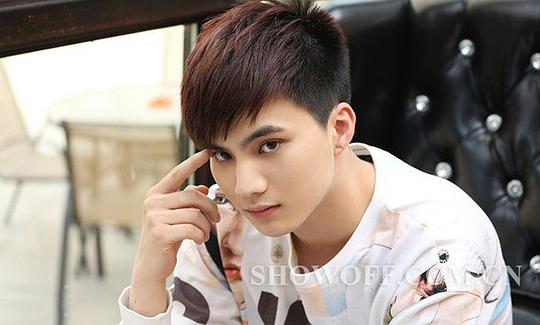 周禹彤 Yutong Zhou