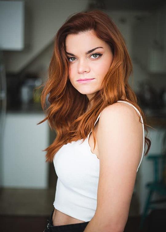 阿莉·约翰逊 Ali Johnson
