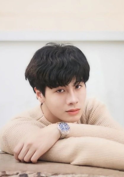 尼替通·詹鲁柴 Nititorn Janruechai