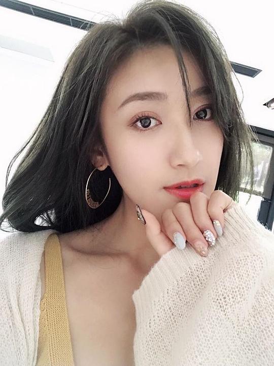 夏宇禾 Lulu Hsia