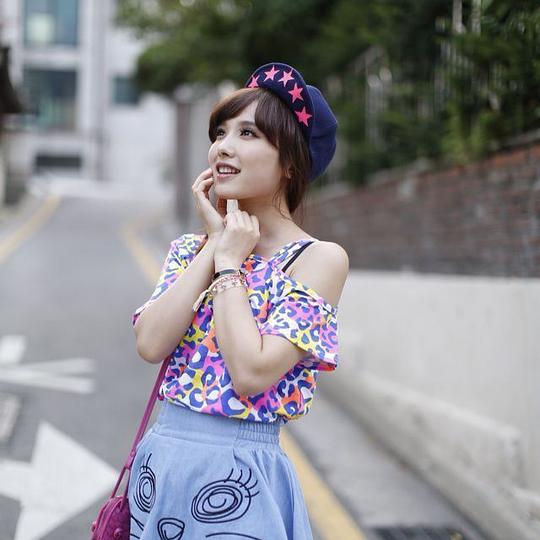 谭薇 Vivian Tan