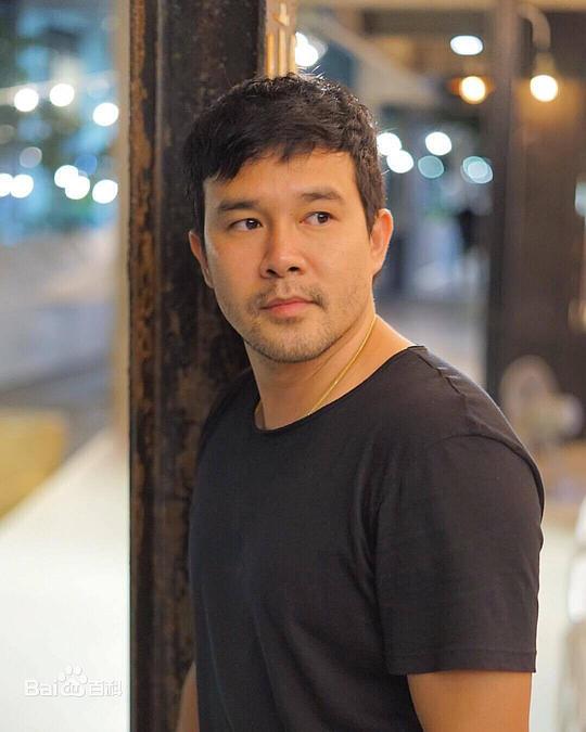 塔纳瓦·班亚林 Thanawat Panyarin