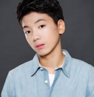 金丹律 Dan-yool Kim