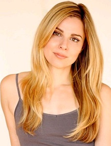 卡拉·布欧诺 Cara Buono