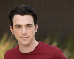 尼古拉斯·唐斯 Nicholas Downs