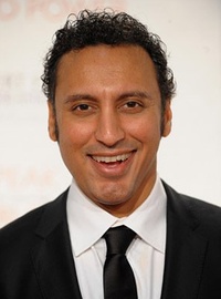 阿西夫·曼德维 Aasif Mandvi