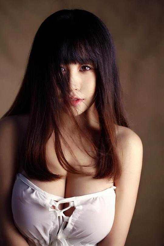 吕萌希子 Mengxizi Lü