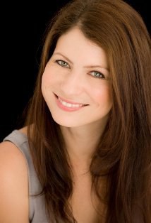 坎迪斯·达西 Candice D'Arcy