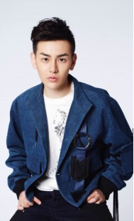邱赫南 Henan Qiu