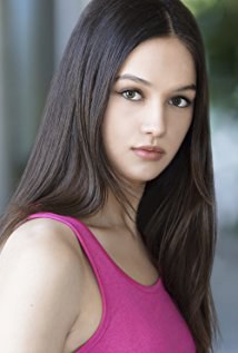 娜塔莉·琼贾伦拉普 Natalie Jongjaroenlarp