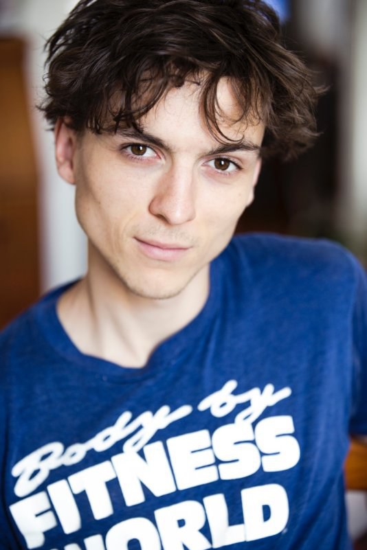 米洛·考索恩 Milo Cawthorne