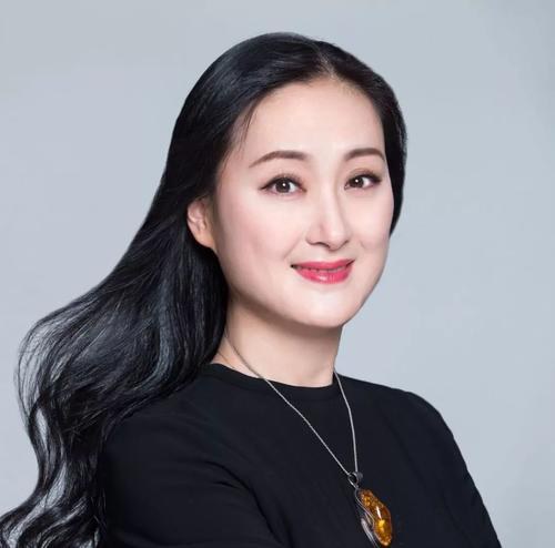 徐静儿 Jinger Xu