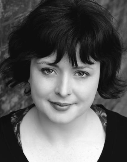 希沃恩·麦克斯维尼 Siobhan McSweeney