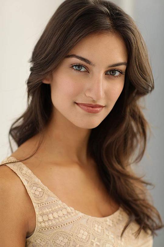 索尼娅·巴尔萨拉 Sonya Balsara