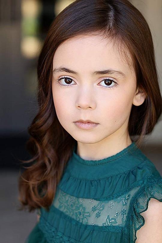 哈拉·芬利 Hala Finley