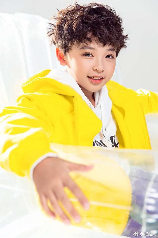 杨浩天 Haotian Yang