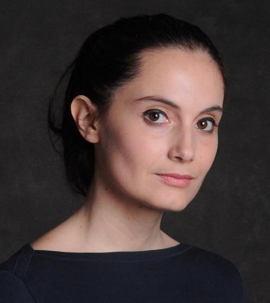 尤吉尼亚·克鲁索 Eugenia Caruso