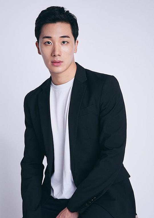 李瑞埈 Seo-jun Lee