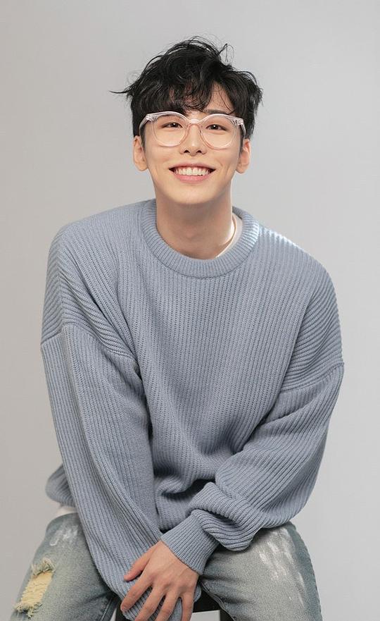 李道河 Do-ha Lee