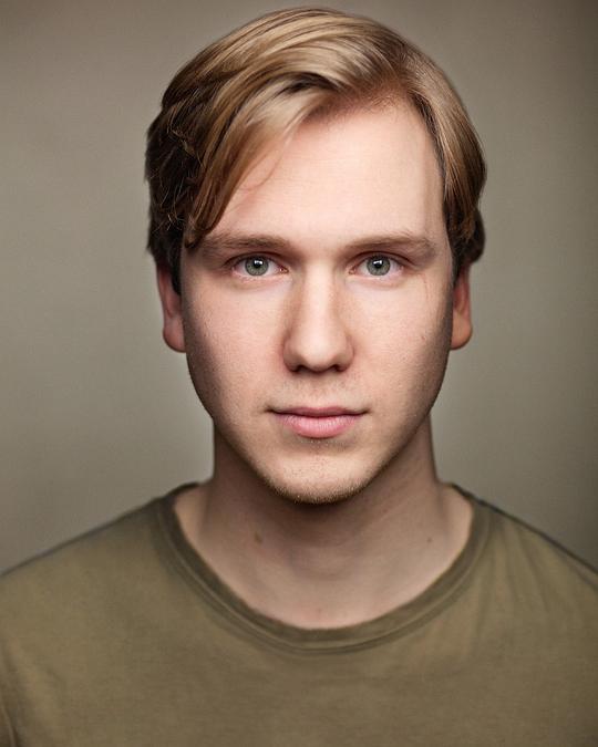 Gunnar DeYoung Gunnar DeYoung