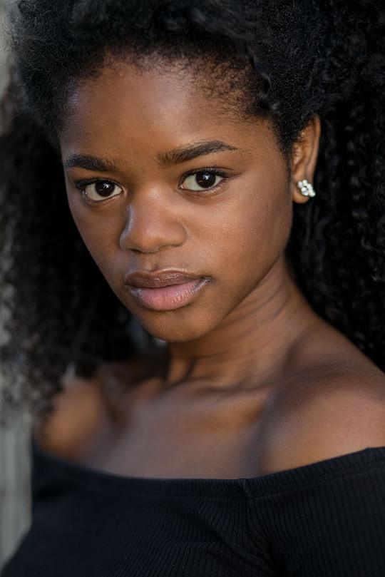 Melodie Wakivuamina Melodie Wakivuamina