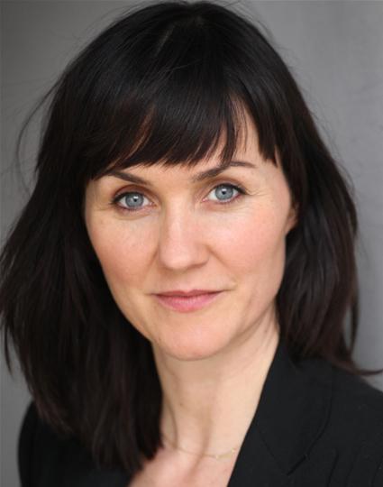 埃斯特尔·海尔 Esther Hall