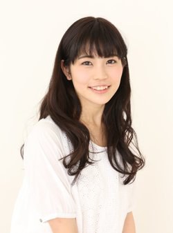 岩井映美里 Iwai Emiri