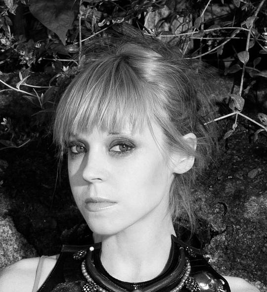 安东尼娅·坎贝尔-休斯 Antonia Campbell-Hughes