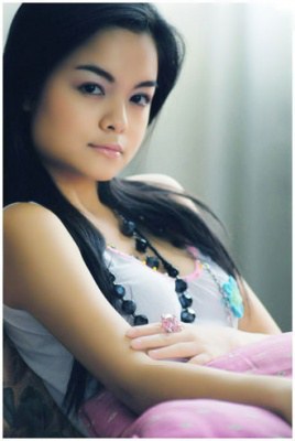 范琼英 Pham Quynh Anh