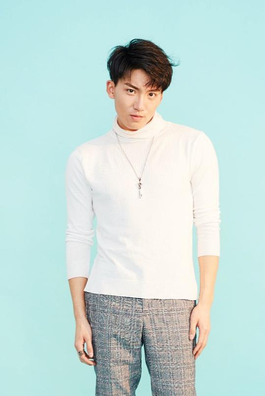 霍文琦 Wenqi Huo